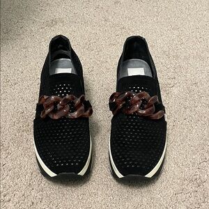 Dolce Vita Stylish platform slip on Loafers shoes with Chain Detail size 7